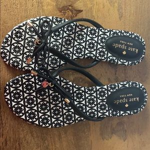 Kate Spade Mistic Bow Flat Thong Sandals